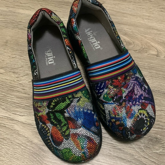 Alegria Shoes - Alegria womens slip ons.